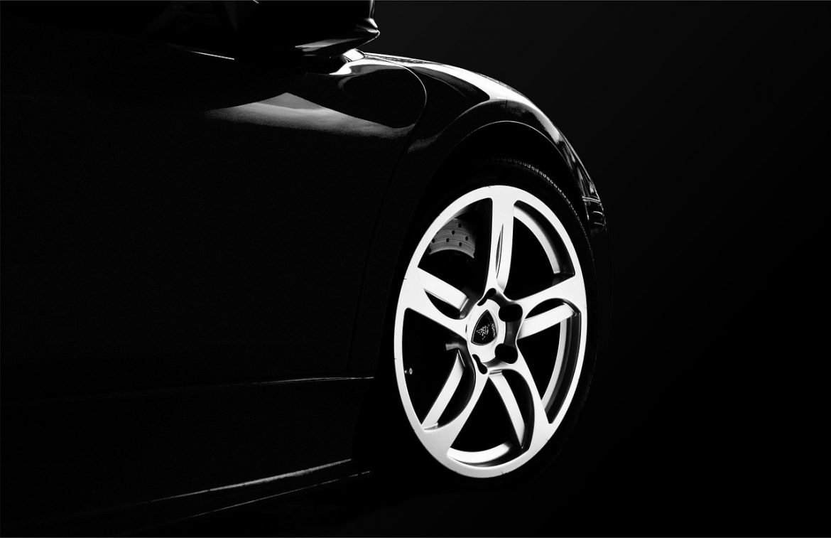 理想汽車（リ・オート）の株価が市場に逆行して下落、新型EVへの懸念が影響か