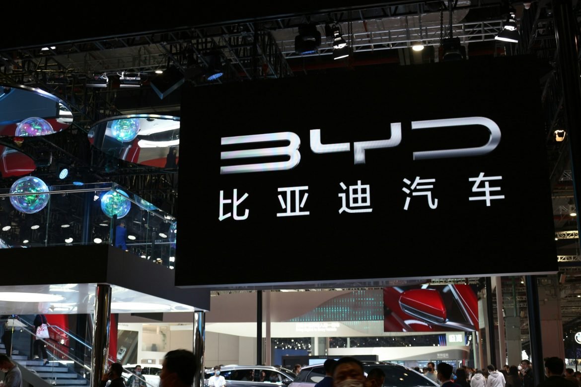 BYD、全地形対応サーキット開設と生産体制強化で市場支配を加速